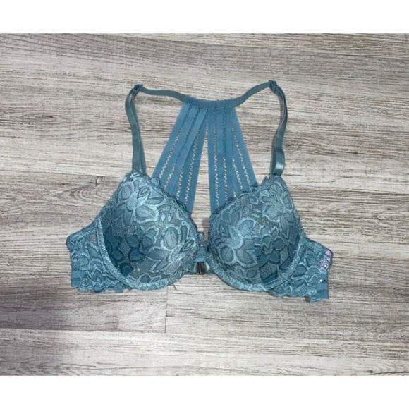 Beautiful Front Close Bra - Picture 10 of 10